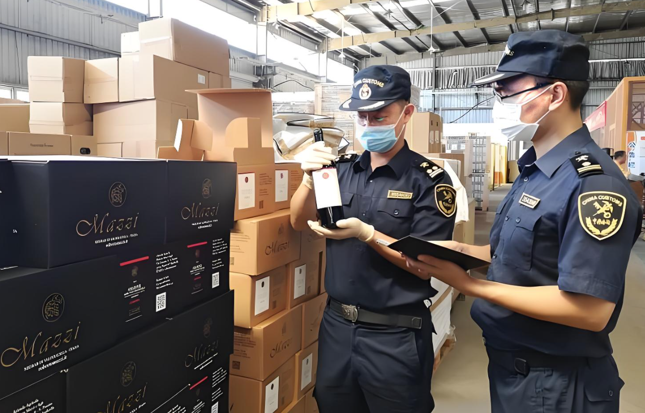 潜艇飞行器材海南报关